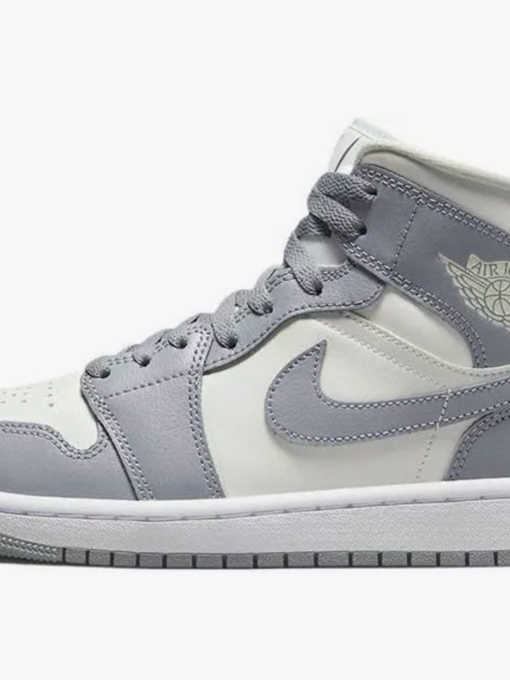Jordan Womens AIR Jordan 1 MID
Womens Stealth Bq6472 115 size 9.5